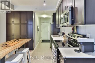 36 Via Bagnato in Toronto, ON - Building Photo - Building Photo