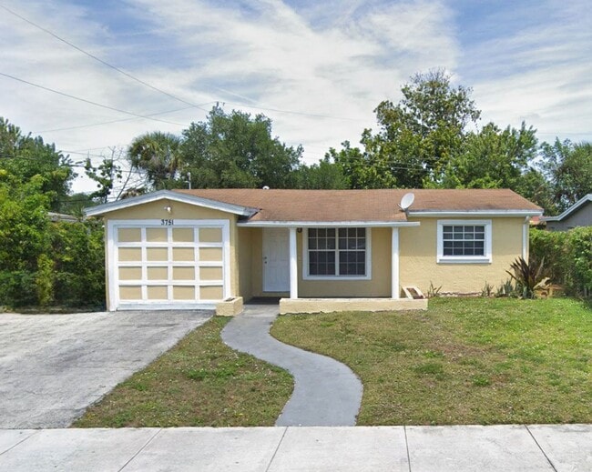 3751 NW 9th St in Fort Lauderdale, FL - Building Photo - Building Photo