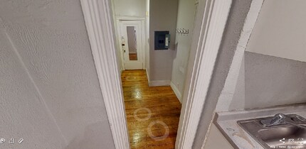 50 Charlesgate E, Unit 161 in Boston, MA - Foto de edificio - Building Photo