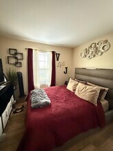 2404 Lexington Ln in Naperville, IL - Building Photo - Building Photo