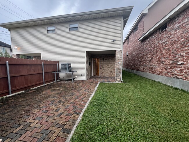 6803 Louisville St in New Orleans, LA - Building Photo - Building Photo