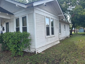 629 Dunn St in Waxahachie, TX - Building Photo - Building Photo