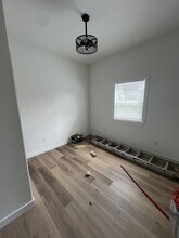 525 W Washington Ave in Chickasha, OK - Building Photo - Building Photo