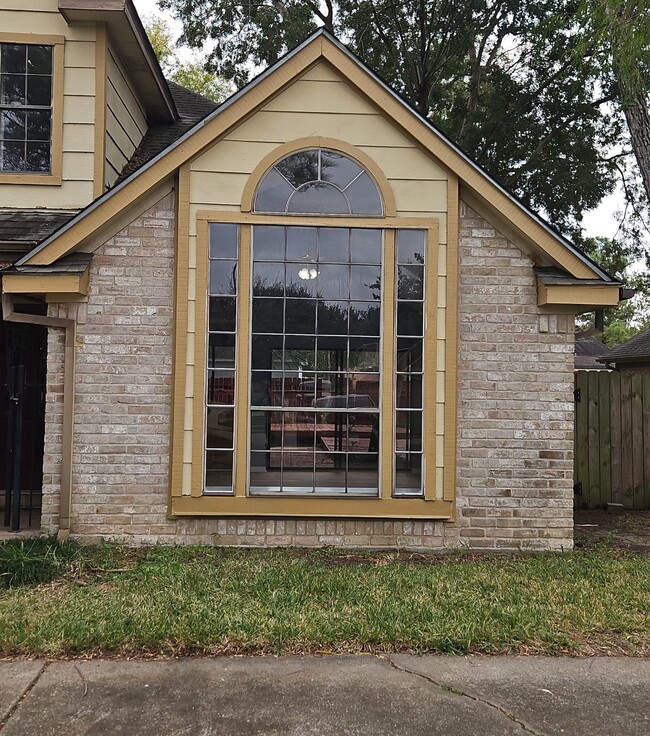 7227 Rancho Mission Dr in Houston, TX - Building Photo - Building Photo