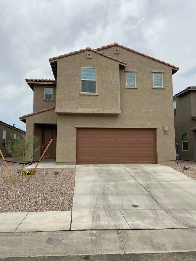 property at 794 E Catwalk Pl