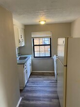 551 Telford Ave, Unit B in Dayton, OH - Foto de edificio - Building Photo