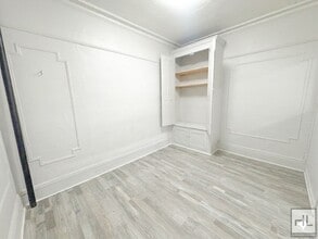 MACON STREET, Unit 2F in Brooklyn, NY - Foto de edificio - Building Photo