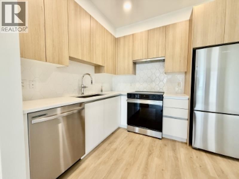 11907-11223 223 St in Maple Ridge, BC - Building Photo