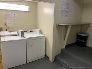 221 Kelton St, Unit 2 in Boston, MA - Building Photo - Building Photo