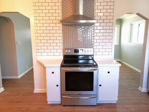 3155 S Fox St, Unit A in Englewood, CO - Foto de edificio - Building Photo