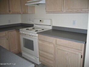 7174 E Dodge Cir in Prescott Valley, AZ - Foto de edificio - Building Photo