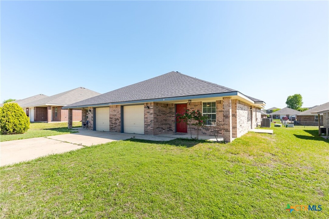 2706 Lucille Dr in Killeen, TX - Foto de edificio