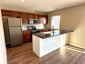 3005 Zenith Ave in Spirit Lake, IA - Building Photo - Building Photo