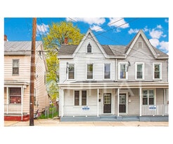 415 N Pitt St in Carlisle, PA - Building Photo