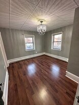 210 E Allegheny St, Unit 2 in Martinsburg, PA - Building Photo