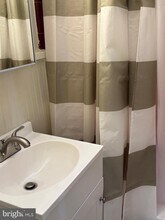 914 Burnside Rd in Sharon Hill, PA - Building Photo - Building Photo