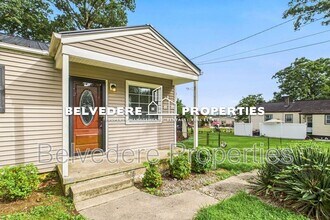2913 Wildwood Dr in Greensboro, NC - Building Photo - Building Photo