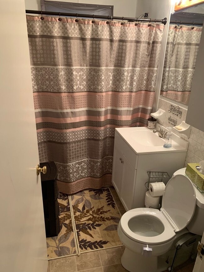 108 Parker Ave in Liverpool, NY - Building Photo - Building Photo