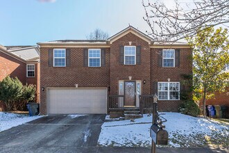 2021 Allegheny Way in Lexington, KY - Building Photo - Building Photo