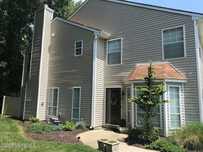 258 Teasdale Pl