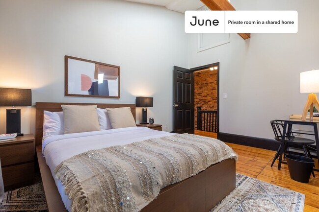 Room in Shared 5 bed/2 bath home in Boston, MA - Building Photo - Building Photo
