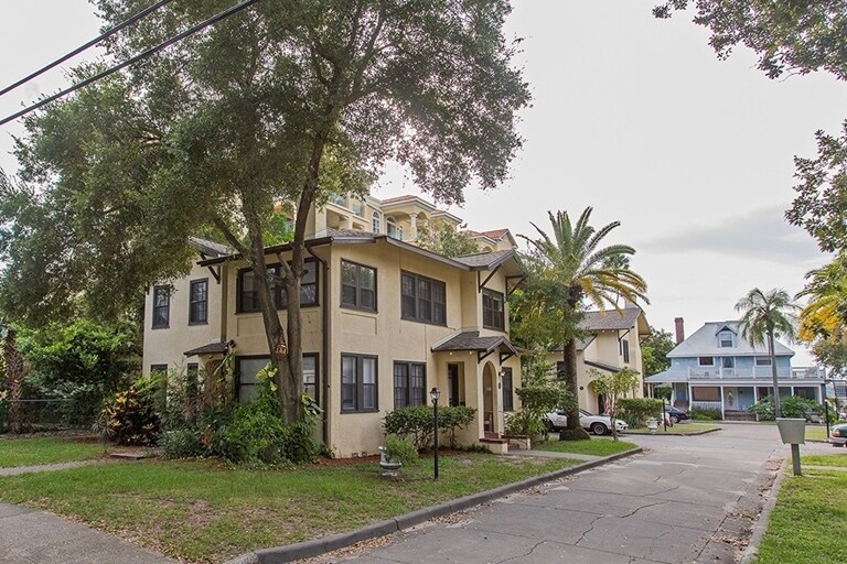 708 N Osceola Ave in Clearwater, FL - Building Photo