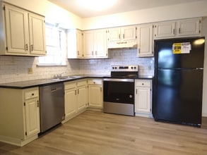 6204 Mitchell Ave in Metairie, LA - Building Photo - Building Photo