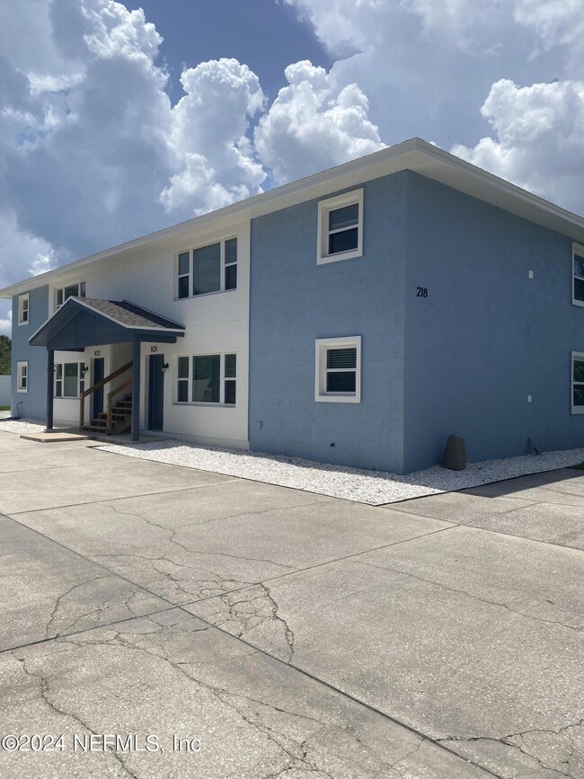 218 17th Ave N in Jacksonville Beach, FL - Building Photo - Building Photo