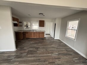 21 Dora Dr in Sauget, IL - Building Photo - Building Photo