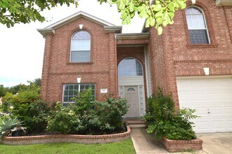 801 Barefoot Cove in Round Rock, TX - Building Photo - Building Photo