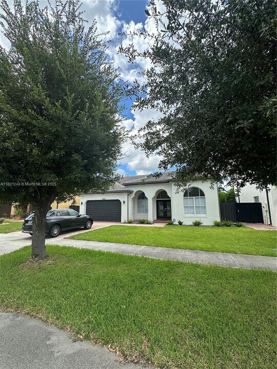 15262 SW 115th Terrace in Miami, FL - Foto de edificio