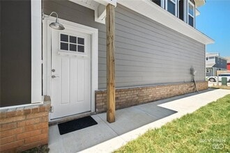 4183 W Sardinia Way, Unit 108 in Fayetteville, AR - Building Photo - Building Photo