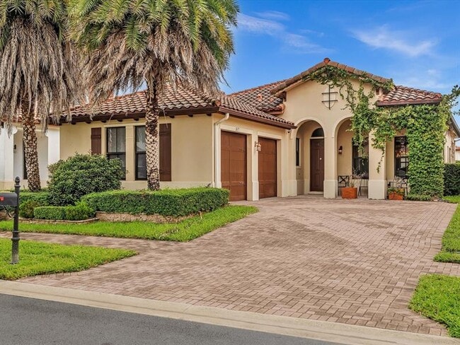 2677 NW 84th Way in Hollywood, FL - Building Photo - Building Photo