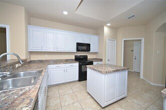 410 Red Sage Ln in Duncanville, TX - Building Photo - Building Photo