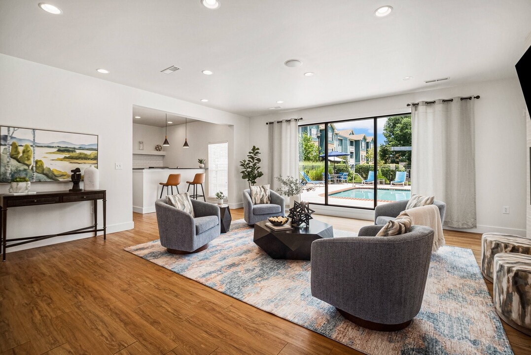 Aventura at Richmond in St. Peters, MO - Building Photo