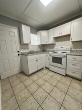 918 Stinson St in Leesburg, FL - Building Photo - Building Photo