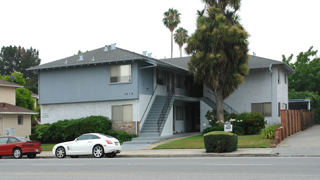 3918 Hamilton Ave in San Jose, CA - Foto de edificio - Building Photo