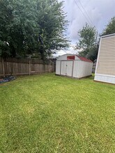 10010 Cedar Landing Dr in Baytown, TX - Building Photo - Building Photo