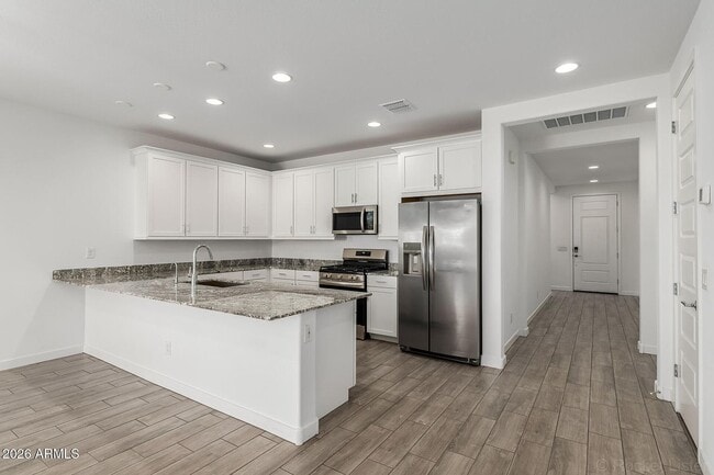 5169 Etheldo Ave in Culver City, CA - Building Photo - Building Photo