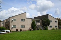 Pheasant Park Apartments in Springfield, OR - Building Photo - Building Photo