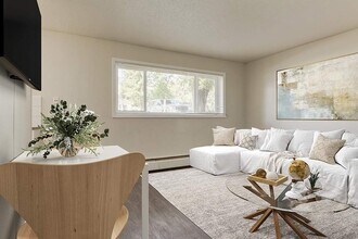 Lincoln House in Red Deer, AB - Building Photo - Building Photo