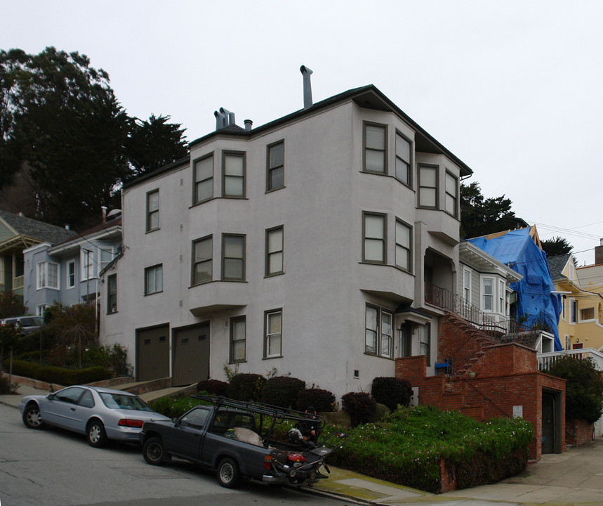 1494 Noe St in San Francisco, CA - Building Photo