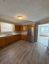 85 Bridge St in Augusta, ME - Building Photo