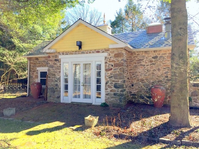 529 Dunkirk Rd
