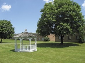 Northgate Manor in Rochester, NY - Building Photo - Building Photo