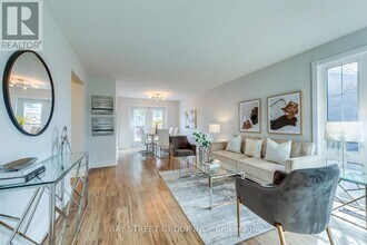 445 Samford Pl in Oakville, ON - Building Photo - Building Photo