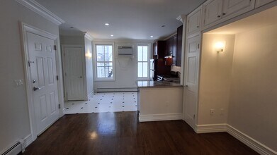 603 Bloomfield St, Unit 3 in Hoboken, NJ - Building Photo - Building Photo