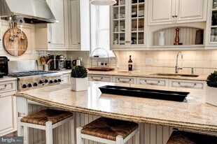 2243 40th St NW in Washington, DC - Building Photo