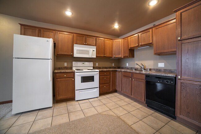830 E Elm Dr-Unit -3A in Little Chute, WI - Building Photo - Building Photo