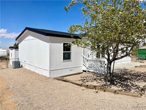 9359 N Bridlebit Ave in Kingman, AZ - Building Photo - Building Photo